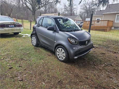 2016 Mercedes Benz Smart Fortwo 12k Miles