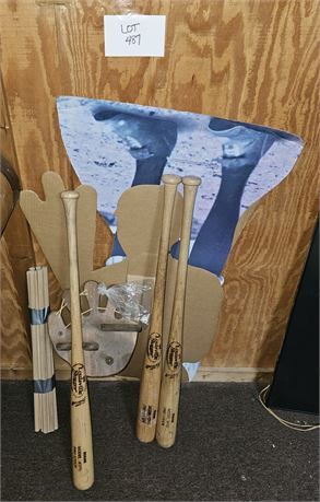 Baseball Bats 125 Louisville Slugger Model M110, C243 & C271 Plus Bat Holder