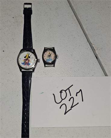 Vintage Underdog 1984 Wristwatch, Disney Cinderella Watch Face (Missing Crystal)