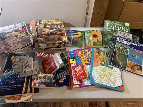 Book Lot - Magazines - Cards & More