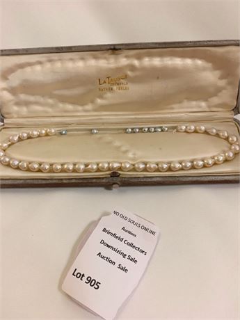 La Tausca Batava Freshwater Pearl Necklace