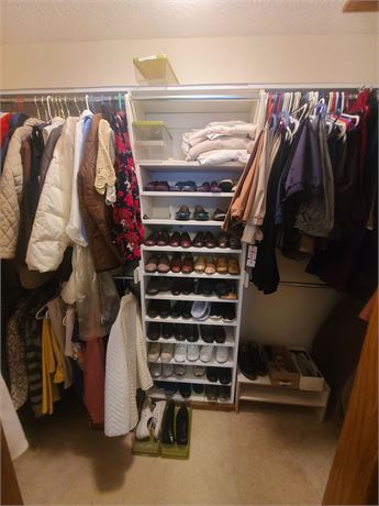 Ladies Closet Cleanout: Clothes & Accessories -  ALL Seasons NAME BRANDS