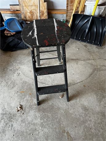 Vintage step stool