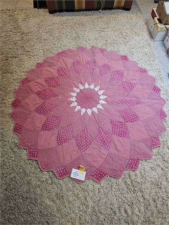 Handmade Rose Color Round Quilt