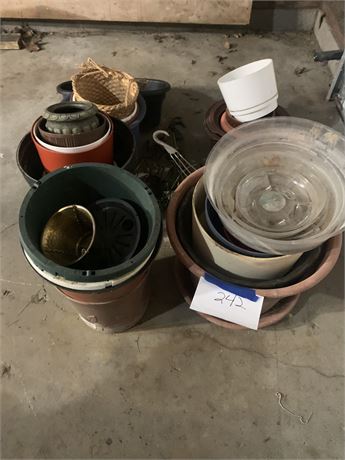 Pot & Planter Lot