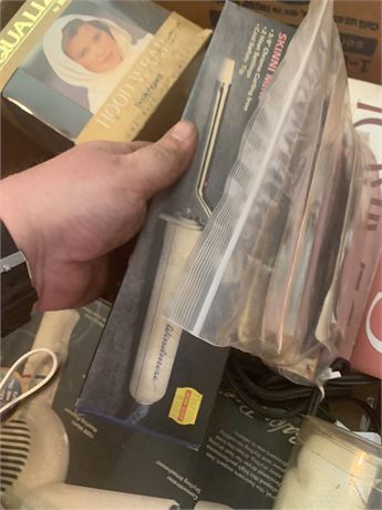 Vin Hair Wraps, Windmere Curling Iron, Ace Combs, Lighted Makeup Mirror & More