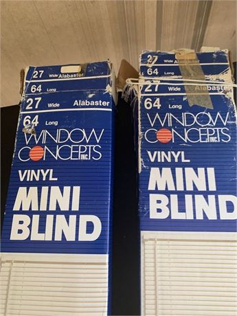 Window Concepts White Vinyl Mini Blinds Lot of 2