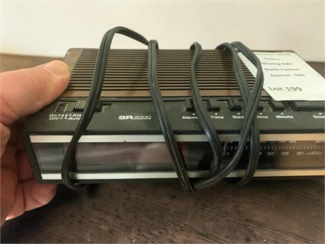 Sears SR2000 AM/FM Digital Clock Radio