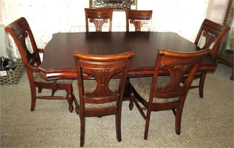 American Signature Dining Room Table