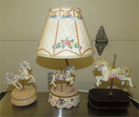 Carousel Lamp, Musical Figurines