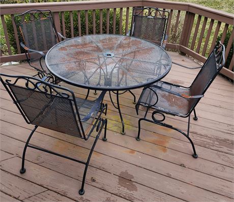 Solid Wrought Iron Table & Chair Set~Project Piece,  Needs Refinished