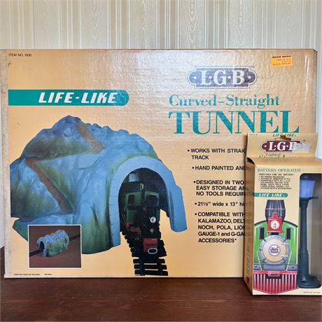SEALED - G Scale Life-Like Curved-Straight Tunnel & Lamp Post