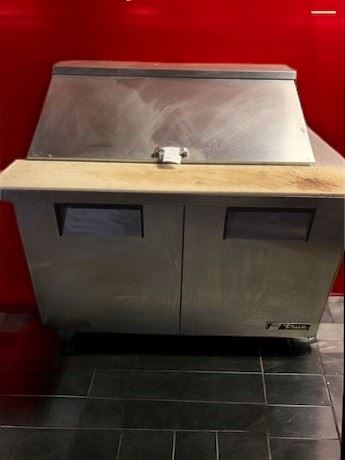 True Refrigeration Prep Table