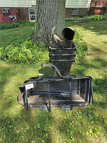 Craftsman Pull Behind Grass/Leaf Vac