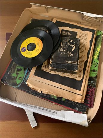 Vintage Record Album Lot - Alice Cooper Killer & Love It To Death, 45 Records