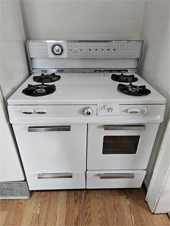 Vintage Grand Gas Stove