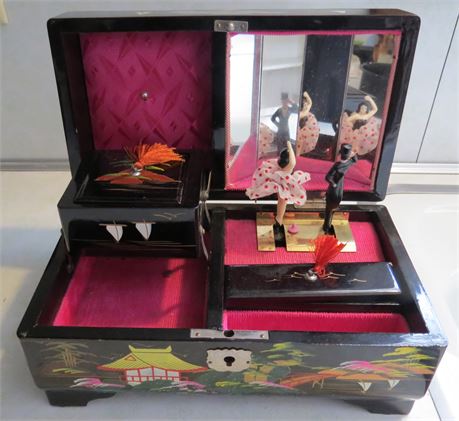 Vintage Crestline Japanese Jewelry Box With Wind Up Music