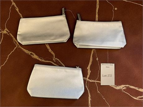 Estee Lauder White Cosmetic/Makeup Bags - Lot of 3