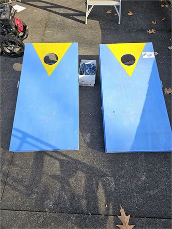 Cornhole Boards & Bags