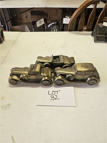 Vintage Mixed Metal Car Banks Size & Style May Vary