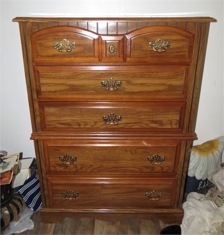 LeHigh Chest Of Drawers