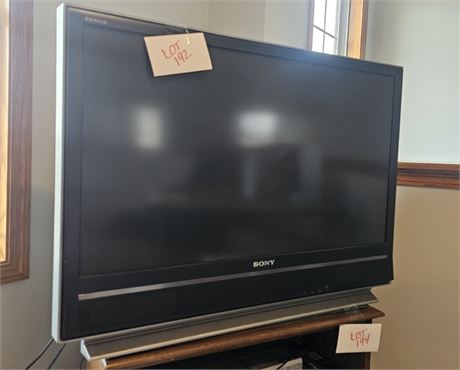 Sony Bravia LCD Projection TV 36"