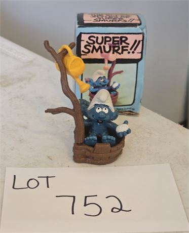 Vintage Original Peyo PVC Super Smurf - 1983