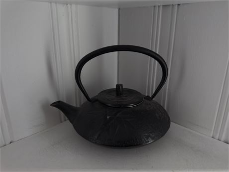 Vintage Asian Tetsubin Cast Iron 3 friends of winter teapot