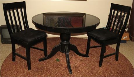 Small Round Table & 2 Chairs