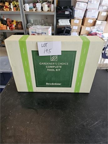 Brookstone Gardener's Choice Complete Tool Kit in Box