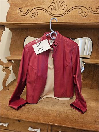 VS2 Ladies Red Leather Jacket Size Med