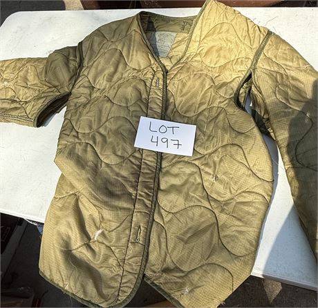 US Military Liner Coat Cold Weather Size Large