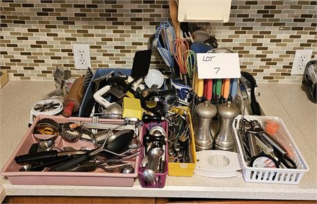 Kitchen Utensils & Gadgets- Forks, Spoons, Knives & More