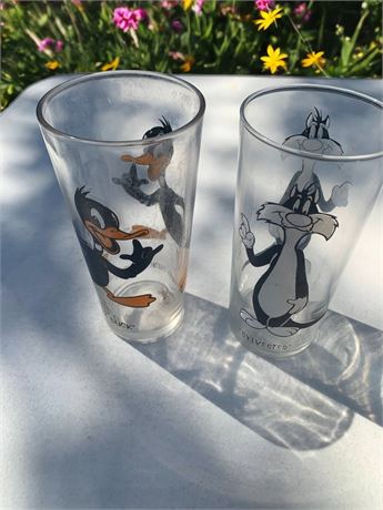 Pepsi Collector Cartoon Themed Glass Set - Daffy Duck & Sylvester the Cat
