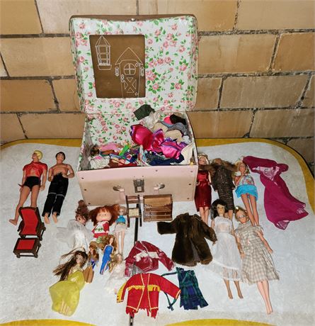 Vintage Barbies & Accessories