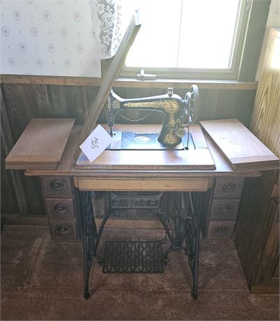 Antique Singer Sewing Machine With Original Wood Cabinet