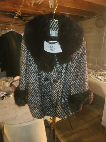 Vintage O'Neil's Black/White Wool Mid-Drift Coat with Black Fur collar & Sleeves