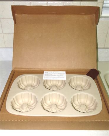 Pampered Chef Mini Fluted Pan