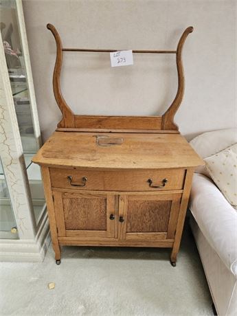 Antique Wood Wash Stand