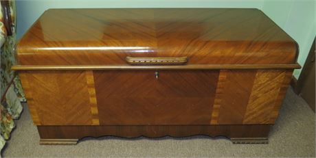 Lane Cedar Chest