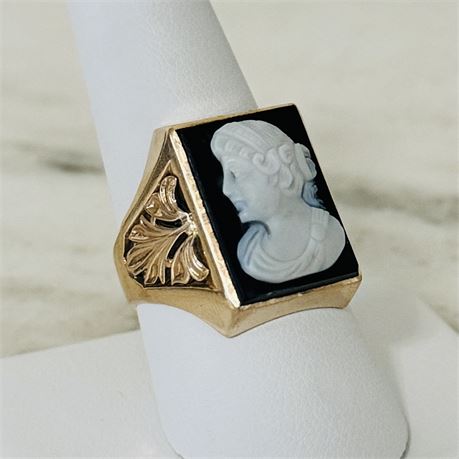 Antique 10k Gold Carved Cameo Ring - Size 9.5