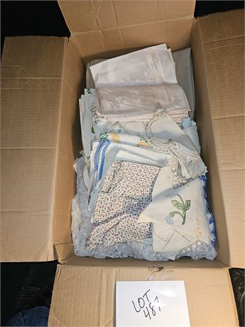 Box Full of Mixed Linens / Table Cloths / Cloth Napkins & More
