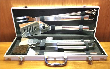 Grilling Utensils W/Case