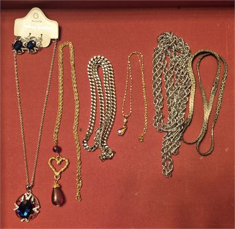Costume Jewelry Necklaces