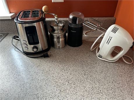 Small Kitchen Appliances lot