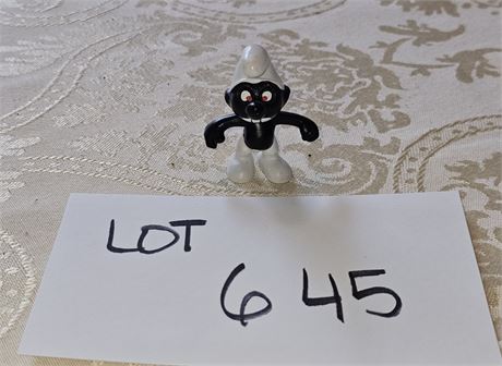Vintage "Angry Smurf" Peyo Figurine - Features Black PVC Body, Portugal - White