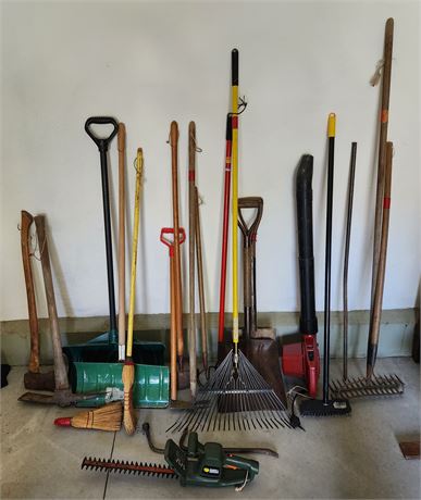 Assorted Hand Tools