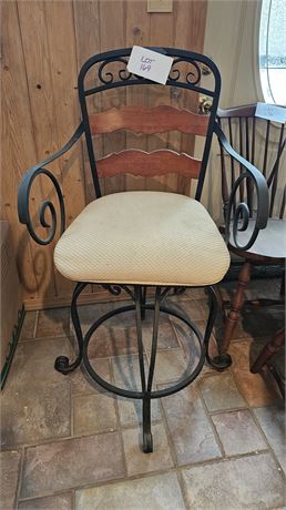 Metal Bar Arm Chair