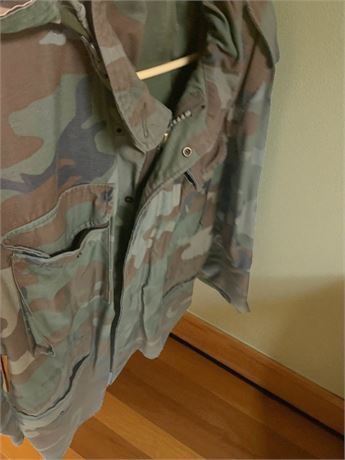 Military Issue Cold Weather Woodland Camouflage Field Jacket W/Hood