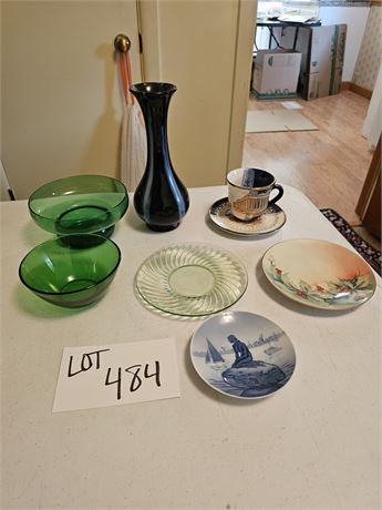 Mixed Decor Lot:Anchor Hocking Green Bowls/Em Cup & Saucer + More